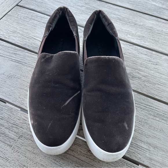 Vince Warren Brown Velvet Slip-On Platform Shoes Womens Size 7.5 - Picture 2 of 7